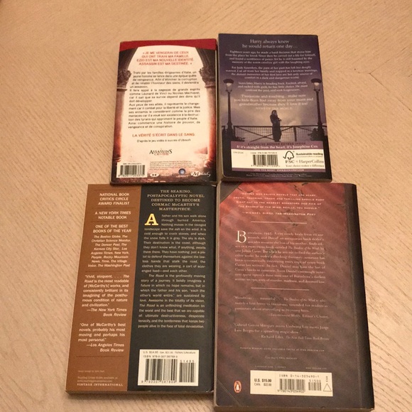 Books 📚 - Picture 2 of 2